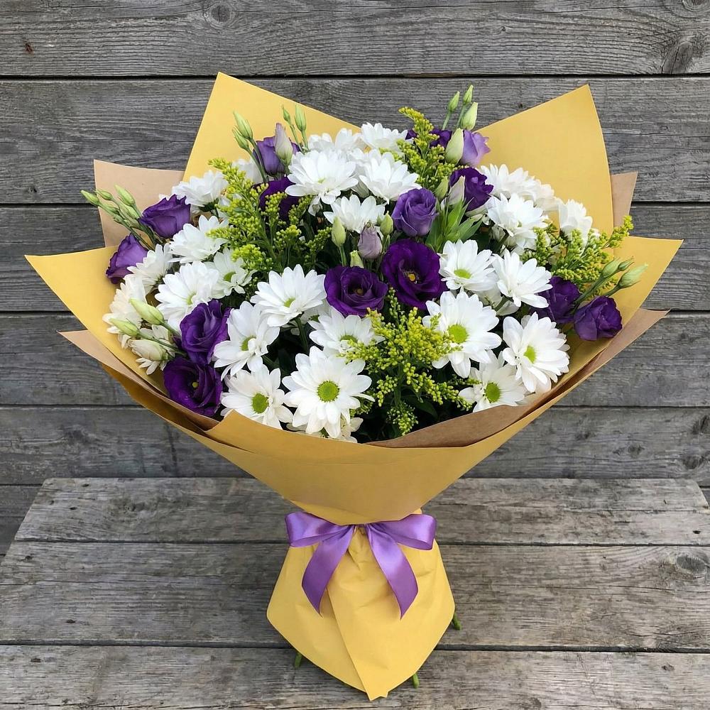 Букет цветов из: Ирисы, Хризантемы и Ромашки в Кромы