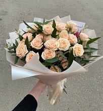 Букет Кремовые розы Латте в Кромы