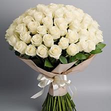 Букет 101 беля роза Белоснежка в Кромы