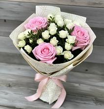 Букет цветов из:  Розы в Кромы