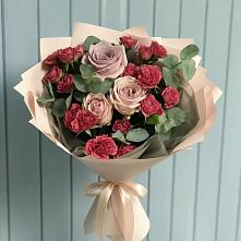 Букет цветов из:  Гвоздики и Розы в Кромы