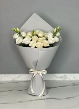 Букет цветов из:  Розы и Лизиантусы в Кромы